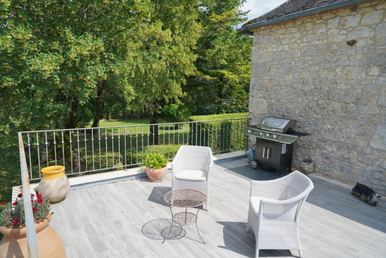 Domaine La Garenne Bed & Breakfast Reilhaguet Bagian luar foto
